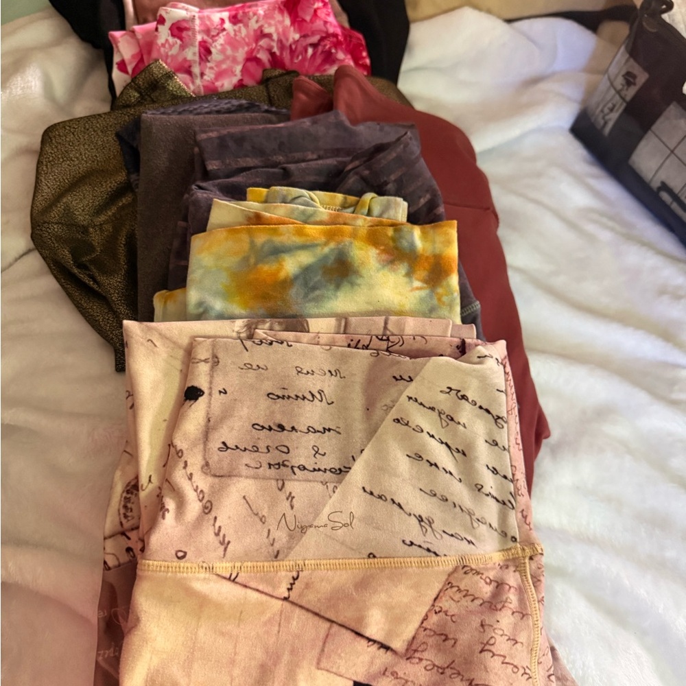 Lot of 11 yoga leggings M Alo Niyama misc